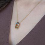 Wisiorek z łańcuszkiem z oksydowanym srebrem